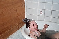 051.jpg