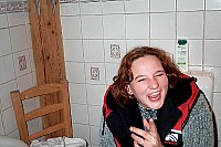 053.jpg