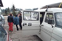063.jpg